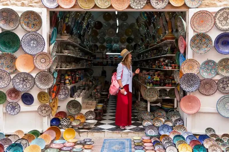 una turista a casablanca, tour marocco 5 giorni una turista a casablanca, tour marocco 5 giorni